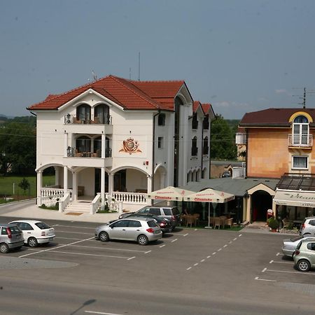 Hotel Villa Viktorija Banja Luka Ngoại thất bức ảnh