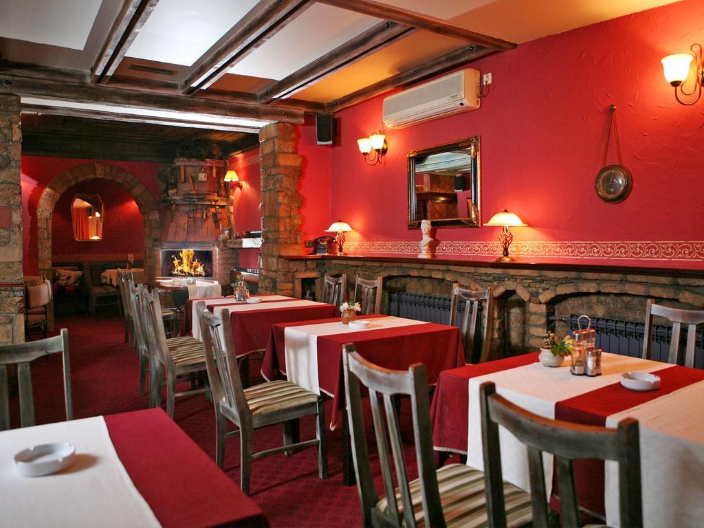 Hotel Villa Viktorija Banja Luka Ngoại thất bức ảnh