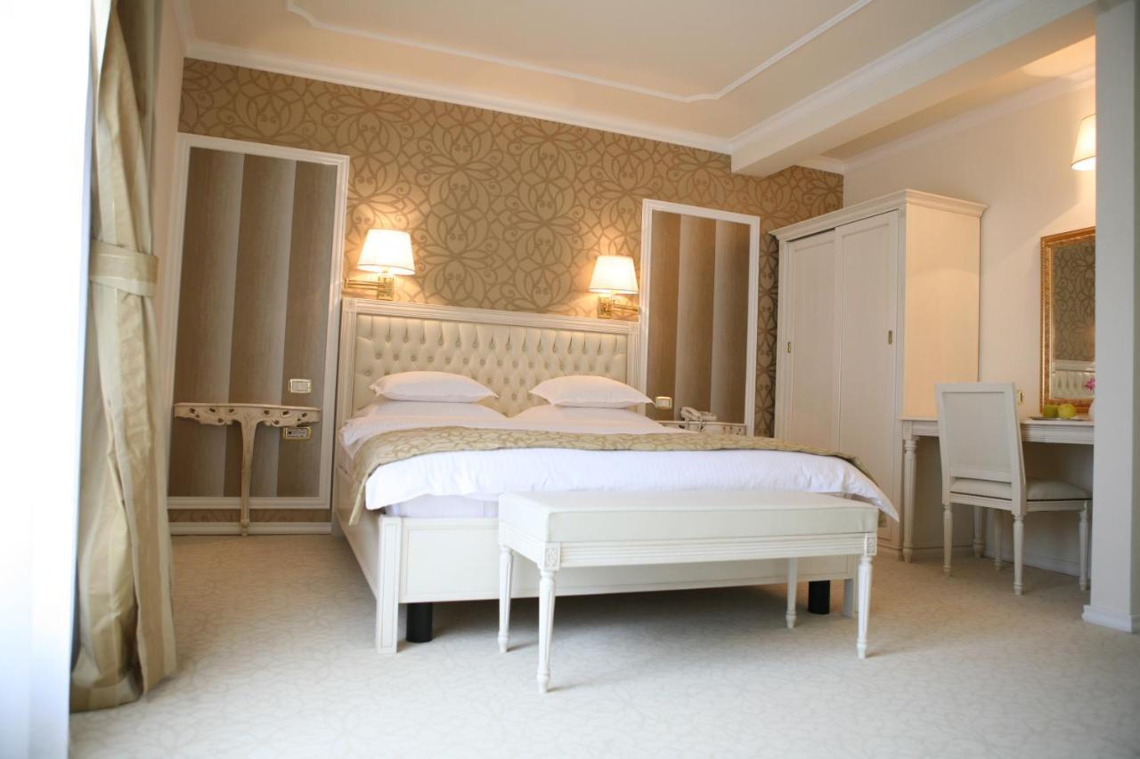 Hotel Villa Viktorija Banja Luka Ngoại thất bức ảnh