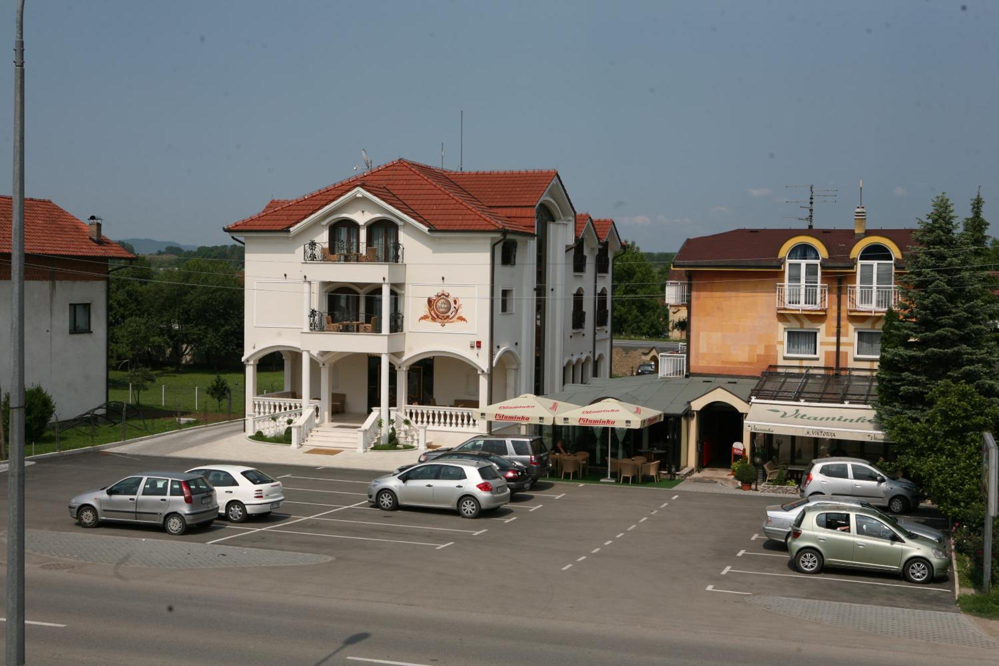 Hotel Villa Viktorija Banja Luka Ngoại thất bức ảnh