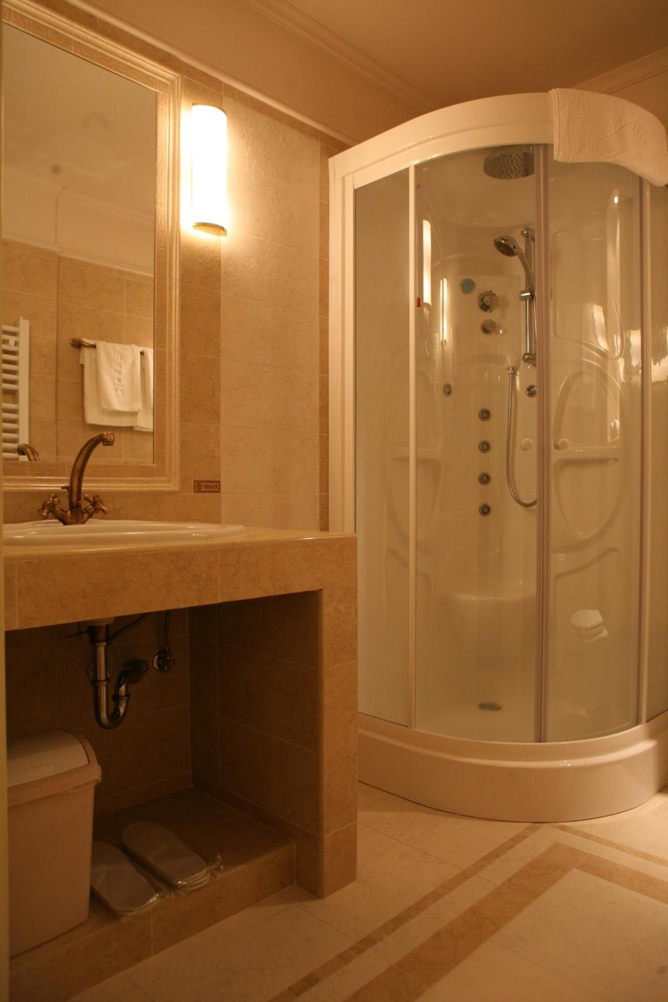 Hotel Villa Viktorija Banja Luka Ngoại thất bức ảnh