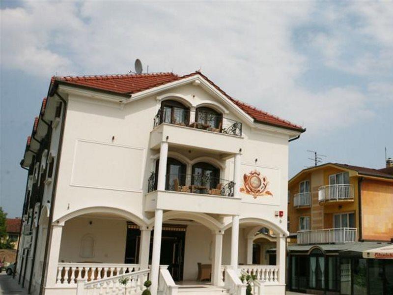 Hotel Villa Viktorija Banja Luka Ngoại thất bức ảnh