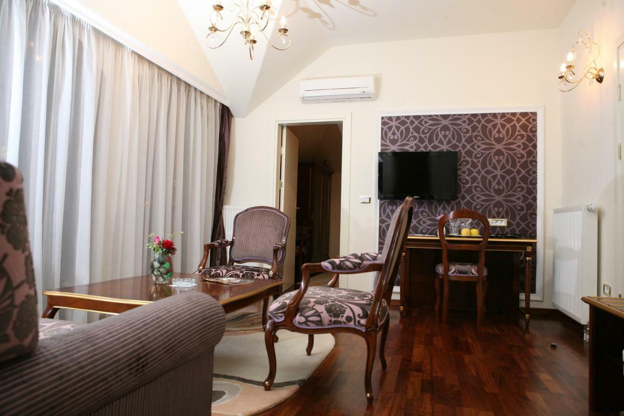 Hotel Villa Viktorija Banja Luka Ngoại thất bức ảnh